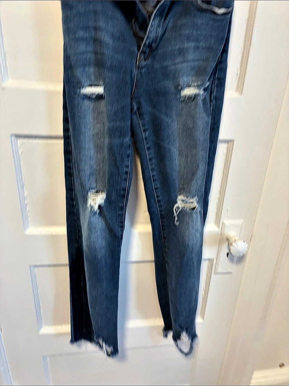 Black Label Distressed Skinny Jeans in Blue Waist 30
